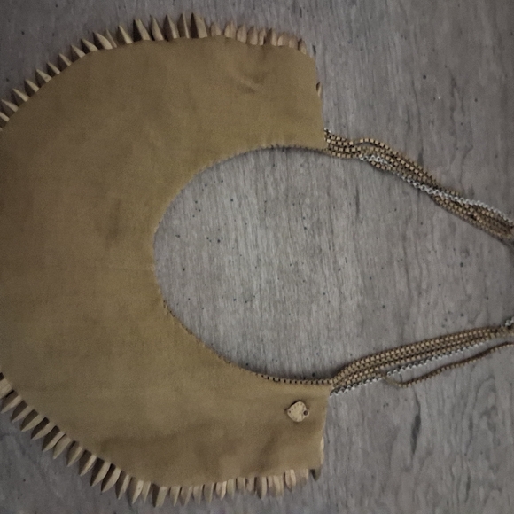 Stella & Dot gold/bronze Pegasus necklace - Picture 2 of 2